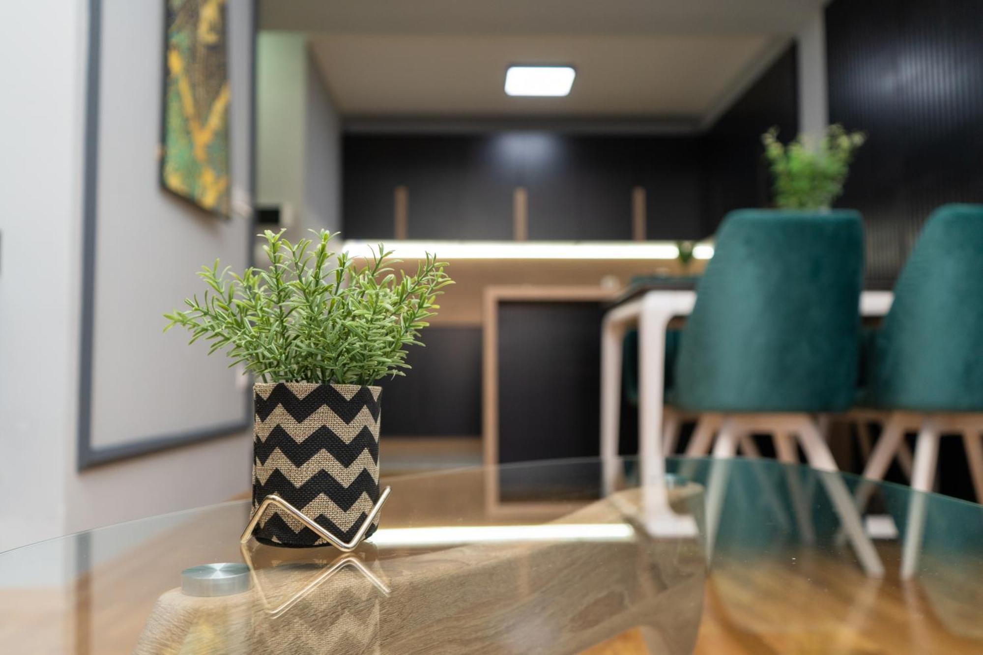 Unity Luxury Apartment - Skopje Zewnętrze zdjęcie